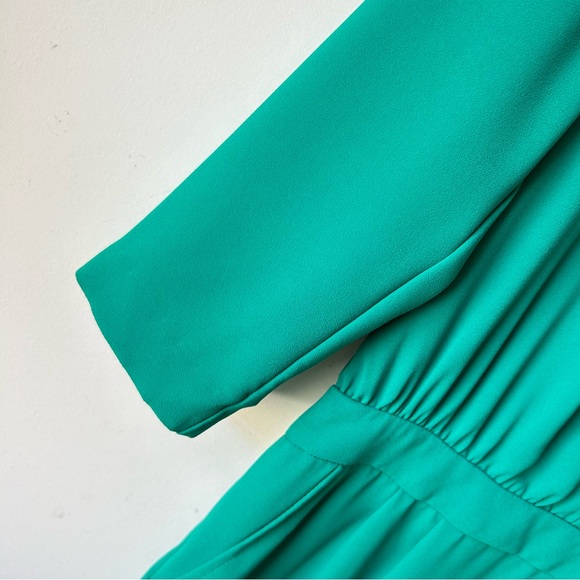 Trina Turk Wynn Crepe Sheath Dress Women Size 2 Jade Green 3/4 Sleeve NWOT Party - Picture 5 of 16